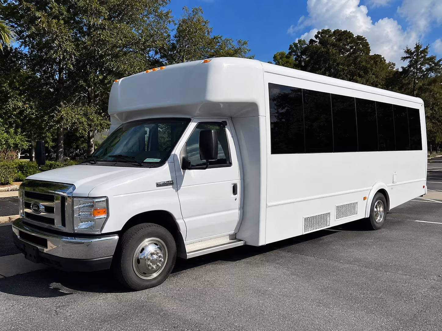 Colton Winery Tour & Pub Crawl Transportation