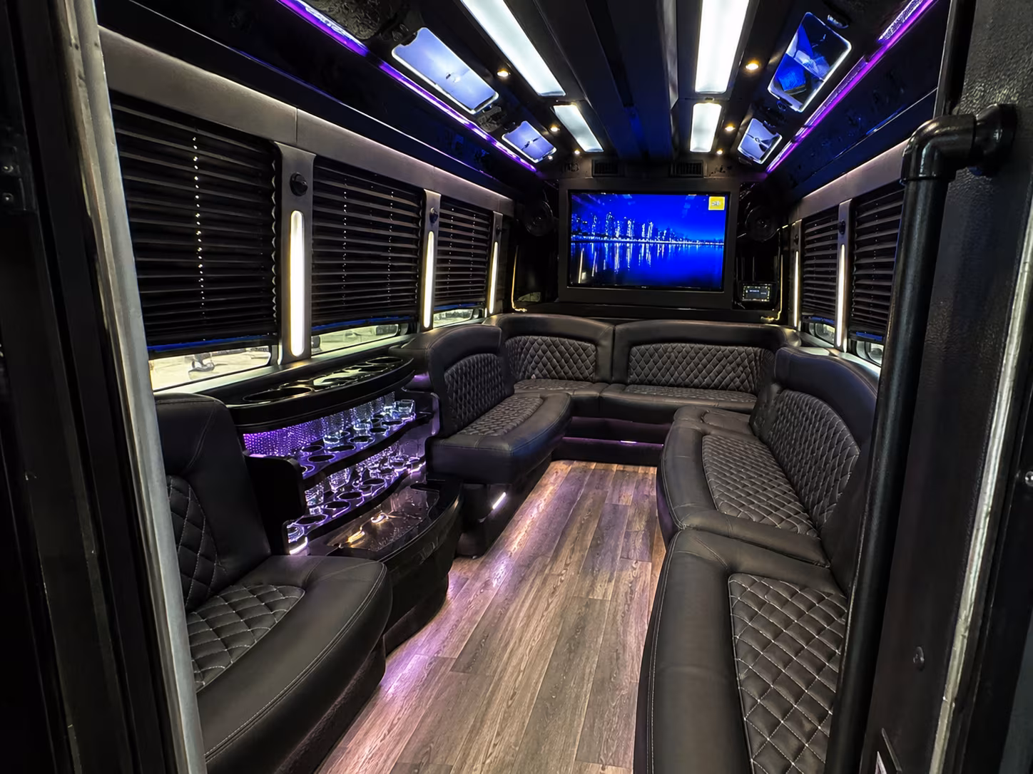 Rialto Winery Tour & Pub Crawl Transportation party bus exterior